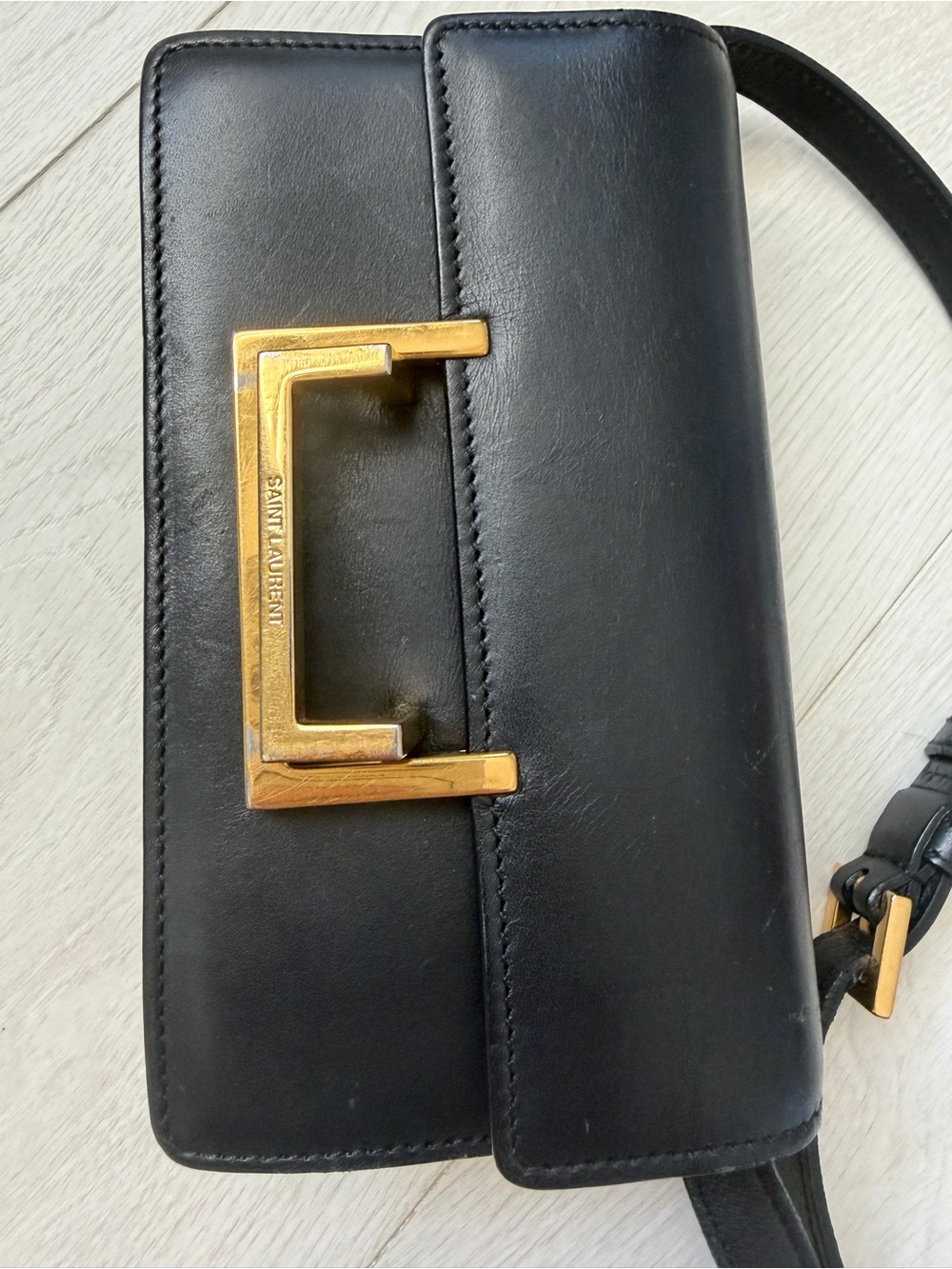YSL Saint Laurent Black Calfskin Leather Small Lulu Bag Crossbody Bag - Picture 5 of 16
